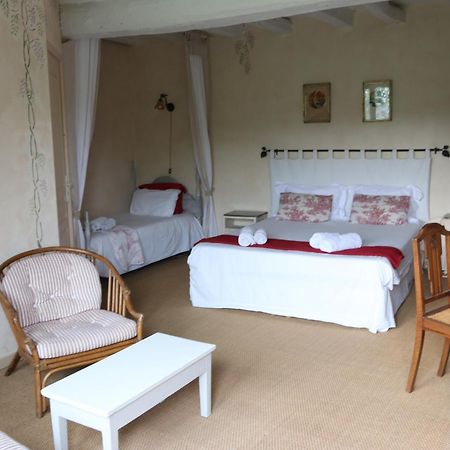 Chambres D'Hotes Du Noisillet Cinais Ngoại thất bức ảnh